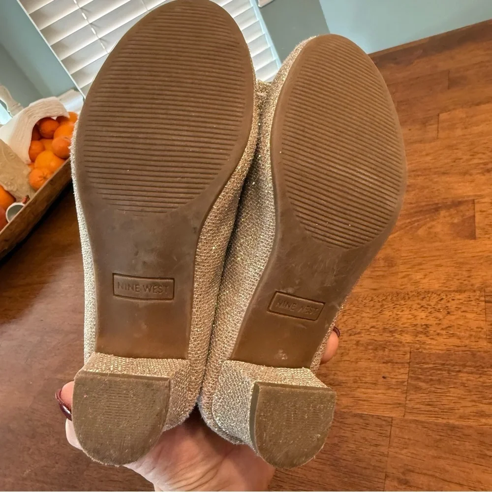 Girls Nine Weat gold glitter heels pumps size 12.5